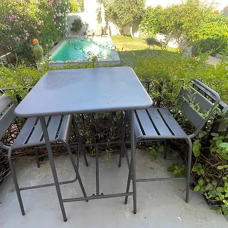 Au Centre De Holiday home Nimes